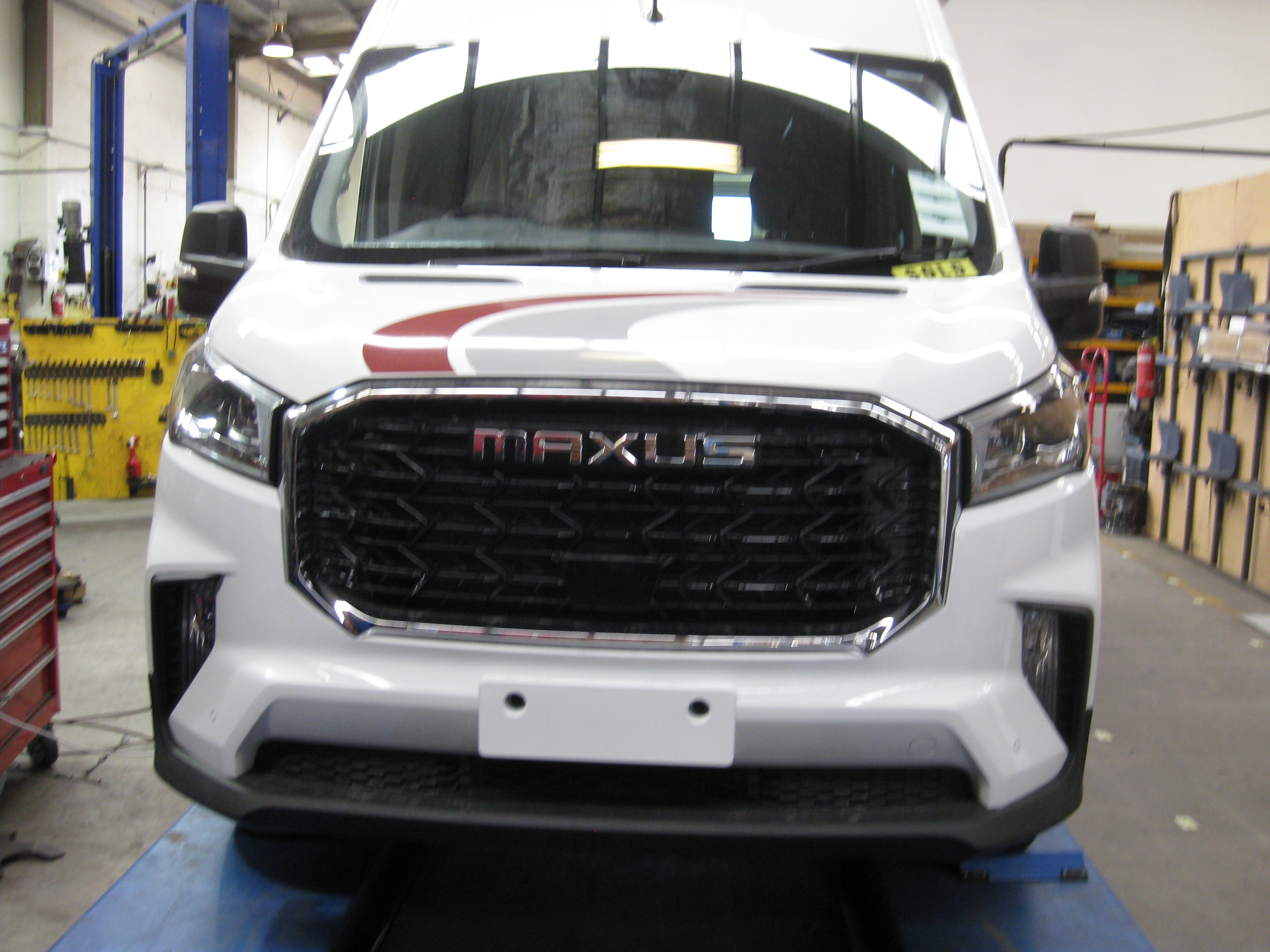 MAXUS TRAVELER 9 CAMPER VAN 2026-CURRENT